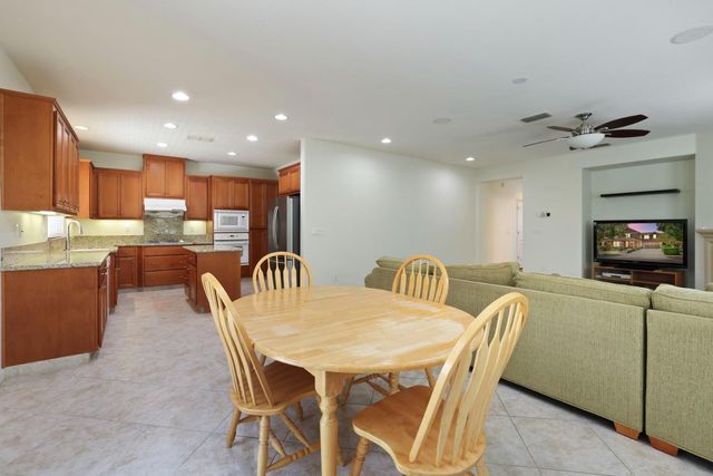 665 S Comunidad St, Mountain House, CA 95391