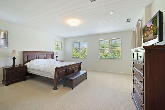 665 S Comunidad St, Mountain House, CA 95391
