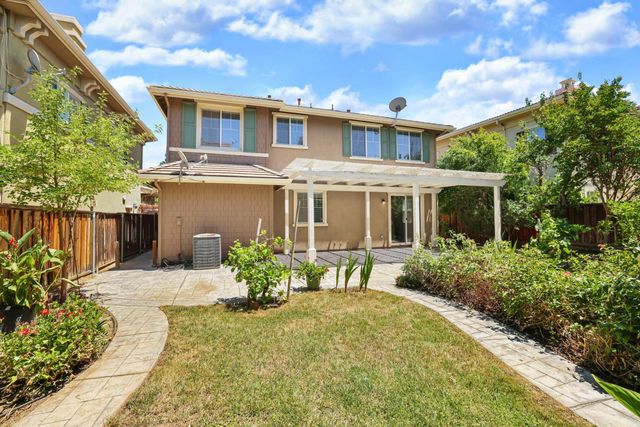 665 S Comunidad St, Mountain House, CA 95391
