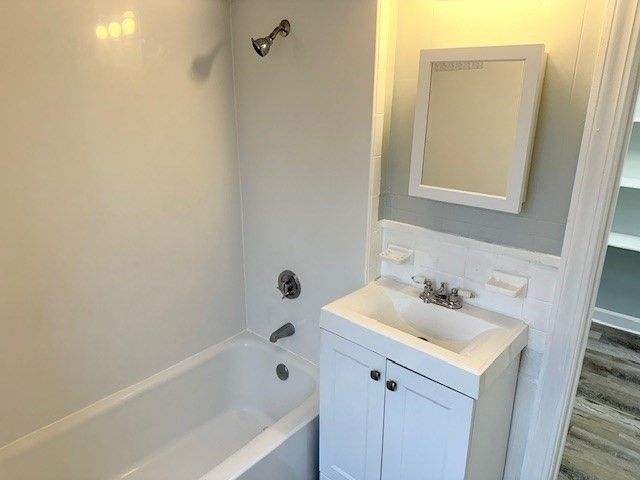 95 Elm Street B, Andover, MA 01810