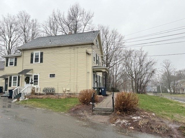 95 Elm Street B, Andover, MA 01810