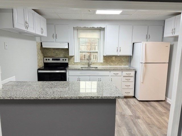 95 Elm Street B, Andover, MA 01810