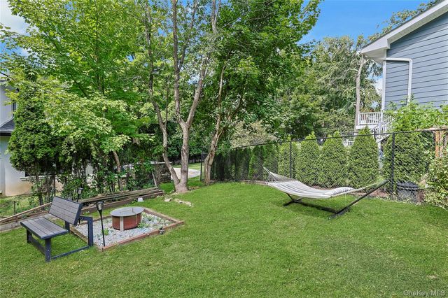 82 Price Street, Dobbs Ferry, NY 10522