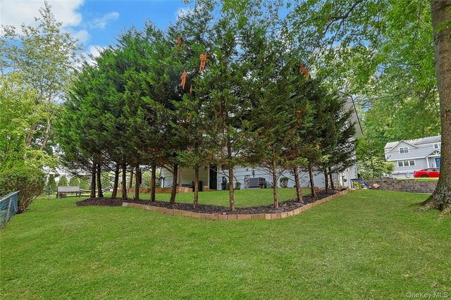 82 Price Street, Dobbs Ferry, NY 10522