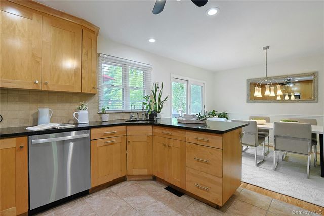 82 Price Street, Dobbs Ferry, NY 10522