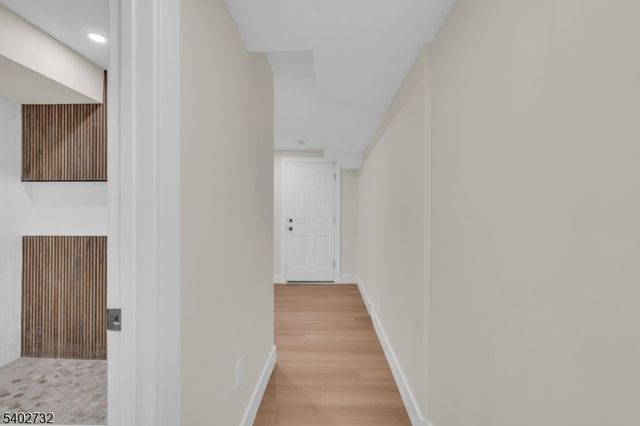 183 Winifred Dr, Totowa Boro, NJ 07512