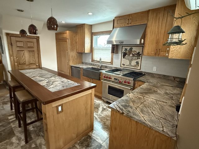 16 Cotton Ave, Braintree, MA 02184