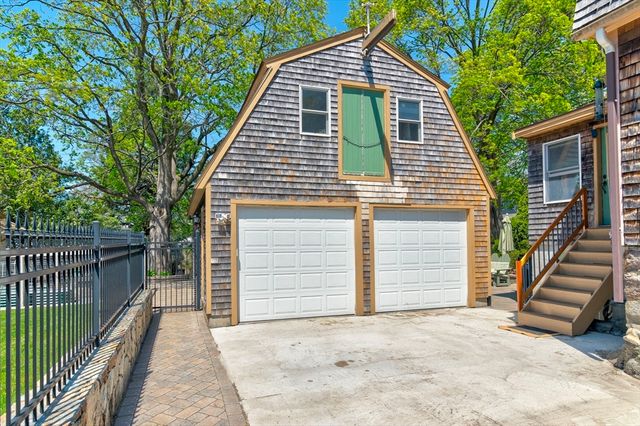 16 Cotton Ave, Braintree, MA 02184