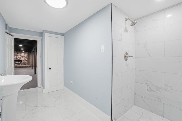 14315 S Manistee Avenue, Burnham, IL 60633