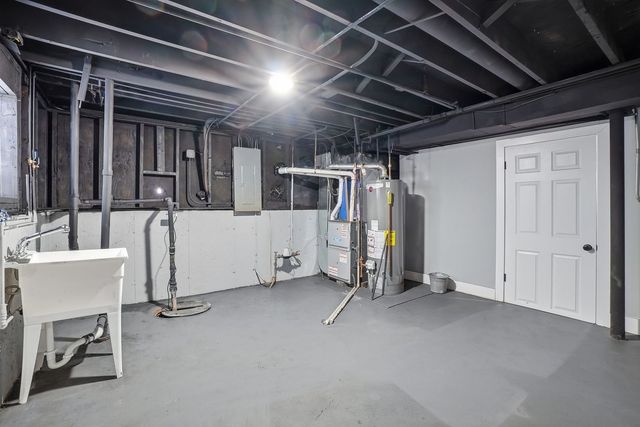 14315 S Manistee Avenue, Burnham, IL 60633