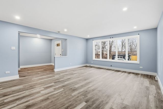 14315 S Manistee Avenue, Burnham, IL 60633