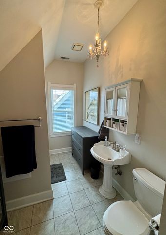 735 Elm Street, Indianapolis, IN 46203