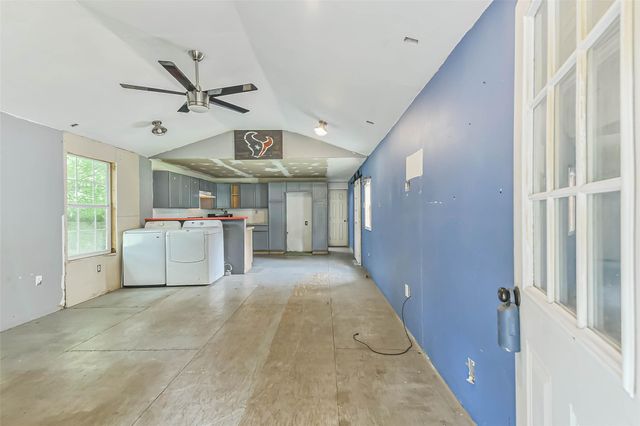 21940 Strickland Lane, Cleveland, TX 77328