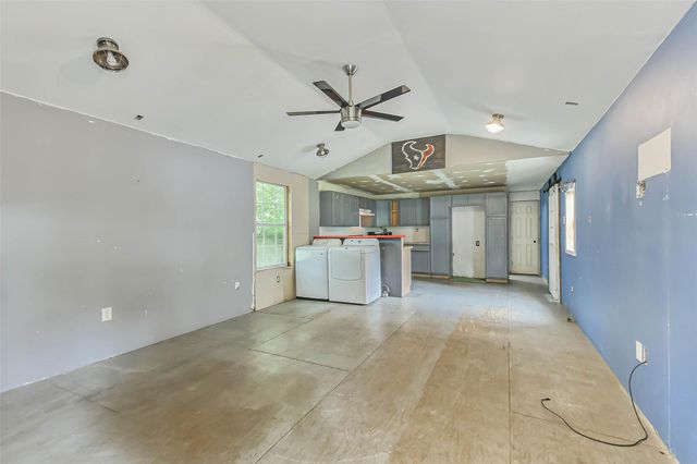 21940 Strickland Lane, Cleveland, TX 77328