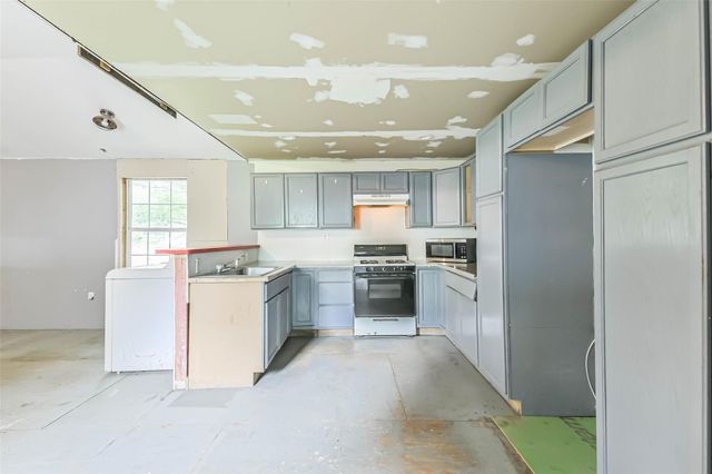 21940 Strickland Lane, Cleveland, TX 77328