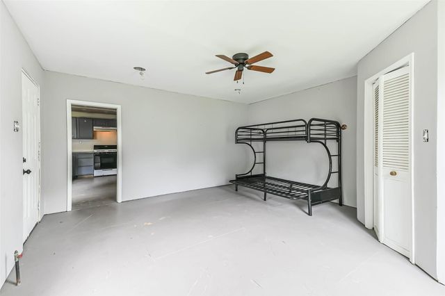 21940 Strickland Lane, Cleveland, TX 77328
