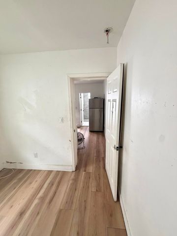 2 SW 6th Avenue C, Dania Beach, FL 33004