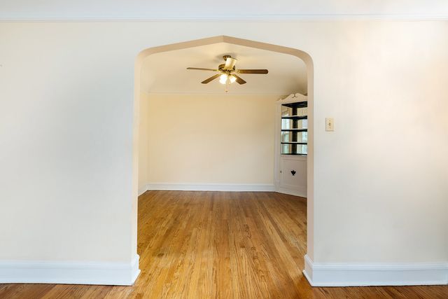 6767 W Talcott Avenue, Chicago, IL 60656