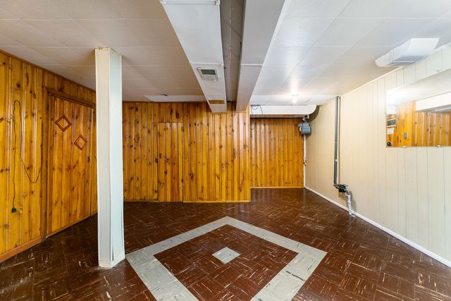 6767 W Talcott Avenue, Chicago, IL 60656