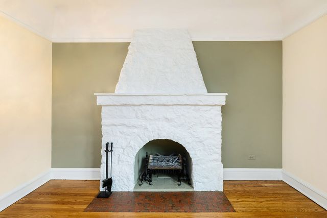 6767 W Talcott Avenue, Chicago, IL 60656