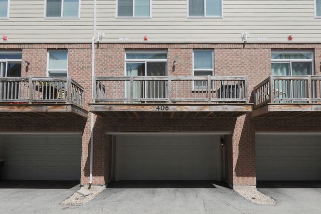 406 Prairie Court, Morton Grove, IL 60053
