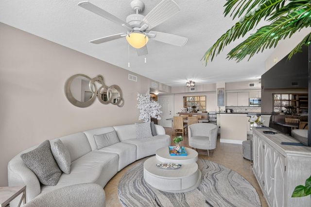 700 E BOYNTON BEACH Boulevard 410, Boynton Beach, FL 33435
