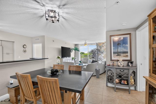 700 E BOYNTON BEACH Boulevard 410, Boynton Beach, FL 33435
