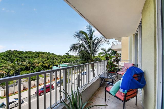 700 E BOYNTON BEACH Boulevard 410, Boynton Beach, FL 33435