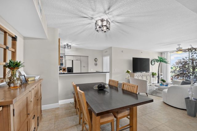 700 E BOYNTON BEACH Boulevard 410, Boynton Beach, FL 33435
