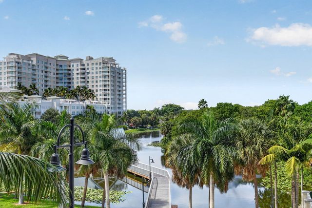 700 E BOYNTON BEACH Boulevard 410, Boynton Beach, FL 33435
