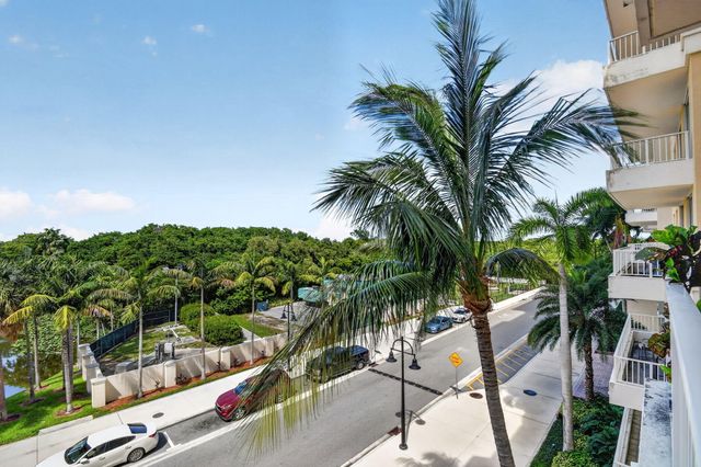 700 E BOYNTON BEACH Boulevard 410, Boynton Beach, FL 33435