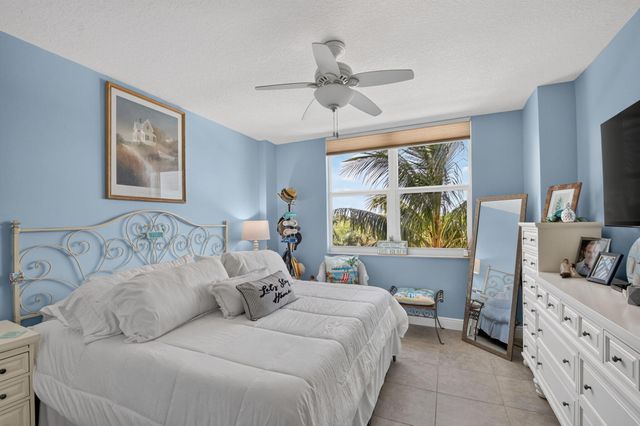 700 E BOYNTON BEACH Boulevard 410, Boynton Beach, FL 33435
