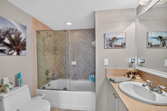 700 E BOYNTON BEACH Boulevard 410, Boynton Beach, FL 33435