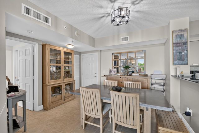 700 E BOYNTON BEACH Boulevard 410, Boynton Beach, FL 33435