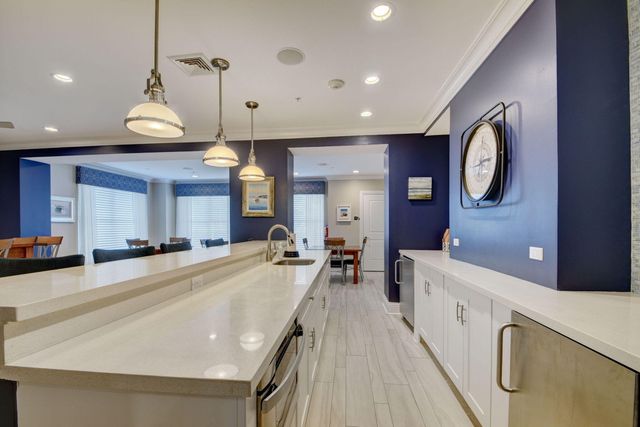 700 E BOYNTON BEACH Boulevard 410, Boynton Beach, FL 33435