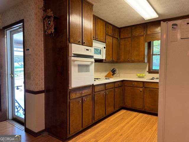 2032 Merle Drive, Conyers, GA 30013