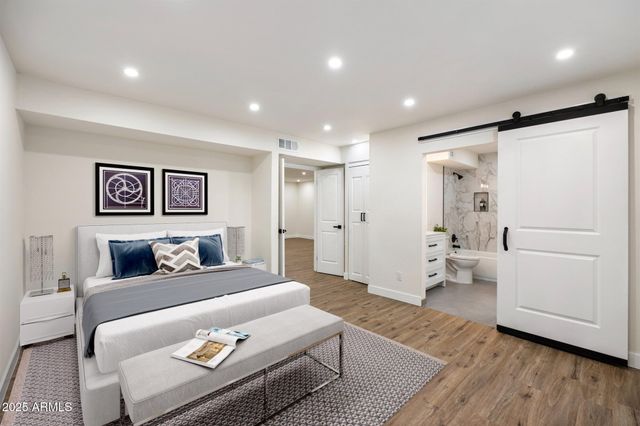 5217 N 24TH Street 104, Phoenix, AZ 85016