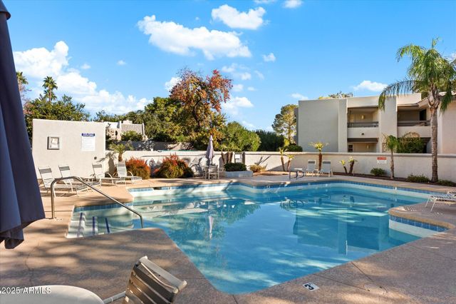 5217 N 24TH Street 104, Phoenix, AZ 85016