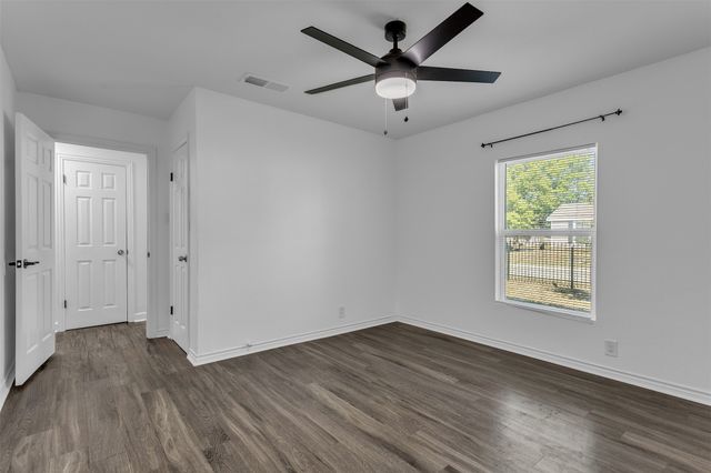 2701 Halbert Street, Fort Worth, TX 76112