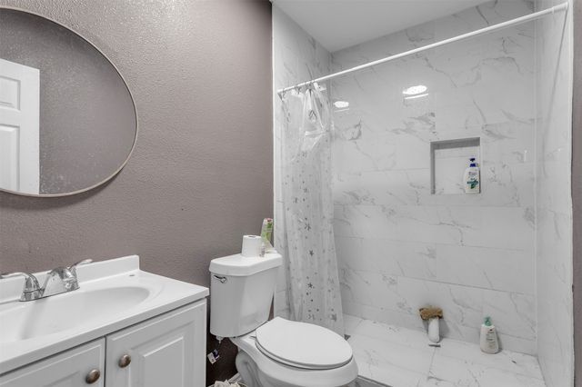 2701 Halbert Street, Fort Worth, TX 76112