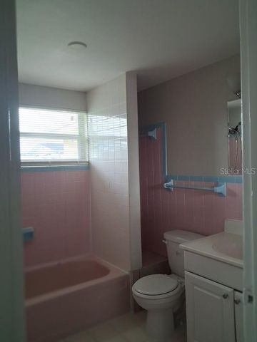 4926 COLONNADE AVENUE, Holiday, FL 34690