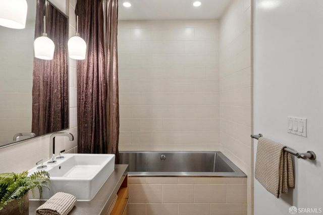 2 Mint Plaza 201, San Francisco, CA 94103