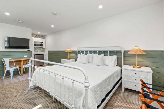 72 Forest Beach Road, South Chatham, MA 02659