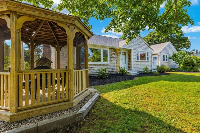 72 Forest Beach Road, South Chatham, MA 02659