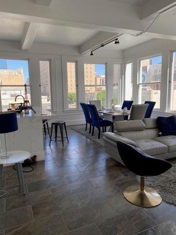 115 N Mesa Street 3B, El Paso, TX 79901