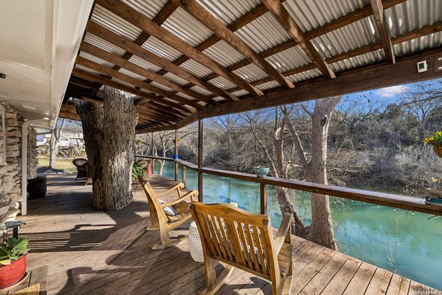 1520 Rocky River, Canyon Lake, TX 78133