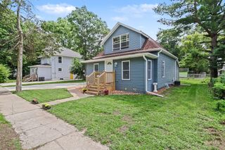 203 Roseneath Avenue, Battle Creek City, MI 49037