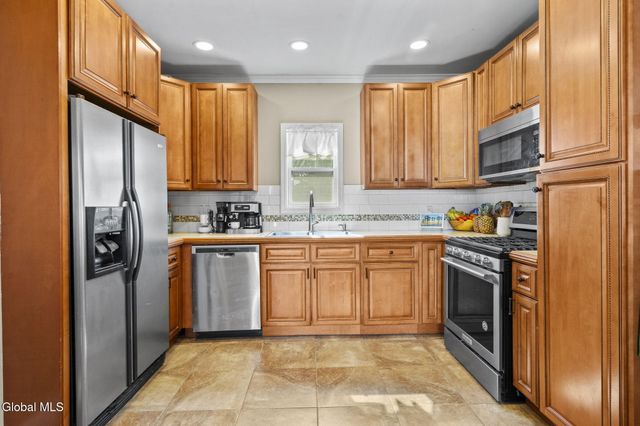 129 Sanders Avenue, Scotia, NY 12302