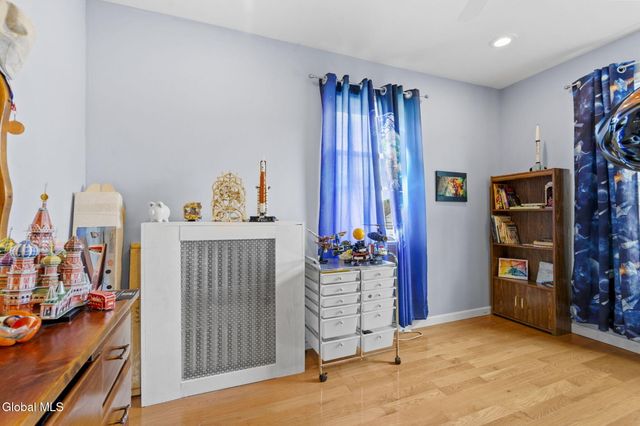 129 Sanders Avenue, Scotia, NY 12302