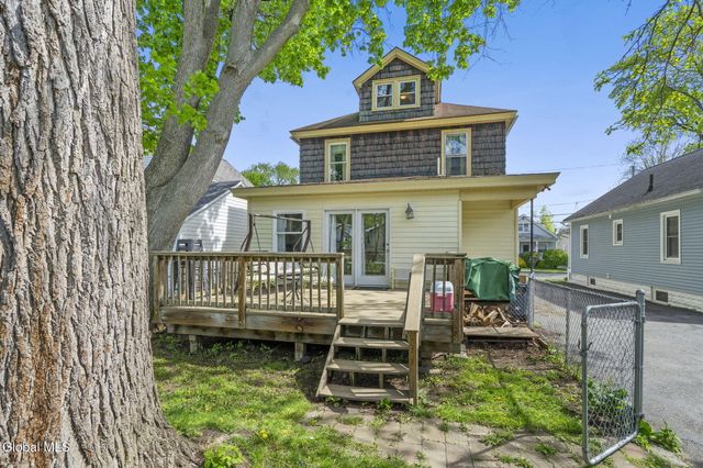129 Sanders Avenue, Scotia, NY 12302